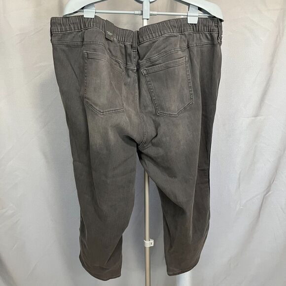 Torrid Jeans Sz 3/ 22-24/3X Gray Crop Pull on Boyfriend Straight Mid-Rise Racer - Picture 3 of 7